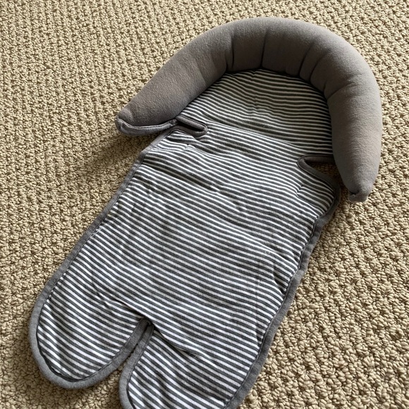 Car seat head support - two sizes. - Picture 5 of 5